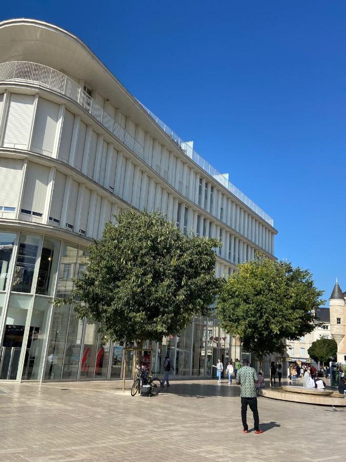 1Bispoitiers Poitiers Exterior foto